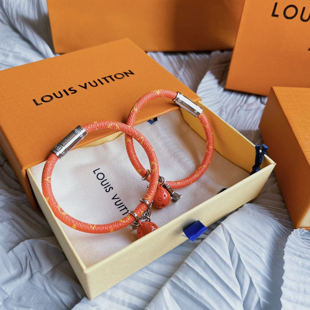 Louis Vuitton Hang It Fruits Orange 18K Gold Bracelet