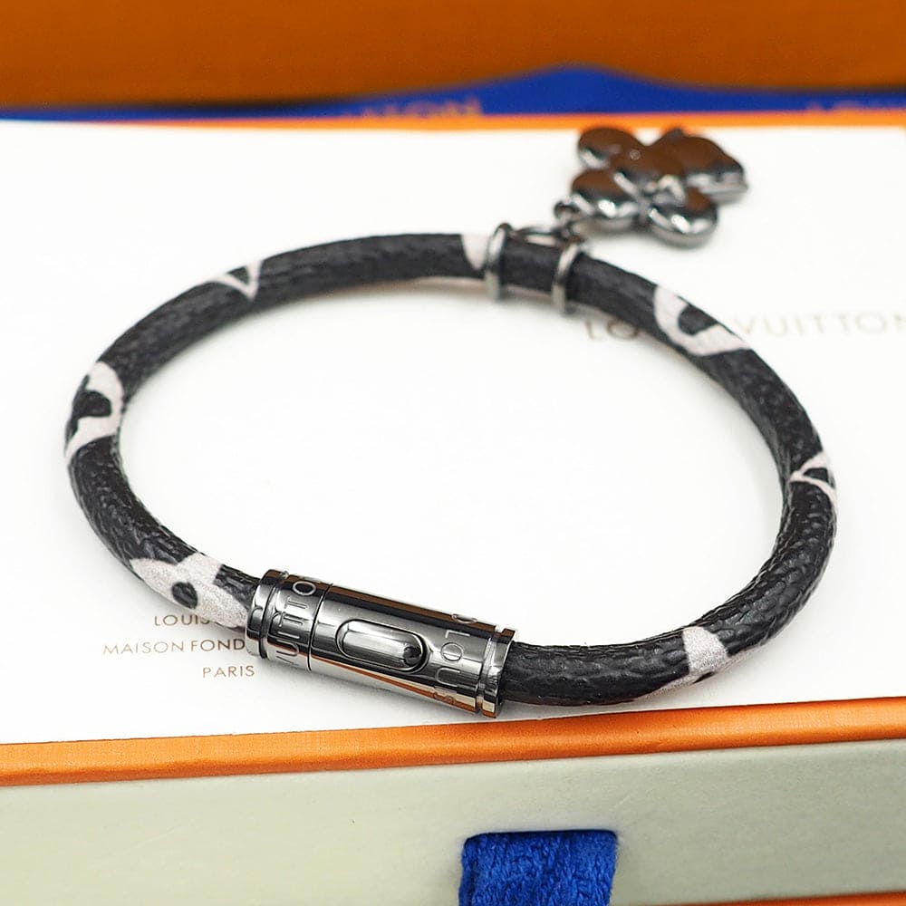 Louis Vuitton Hang It 18K Gold Bracelet