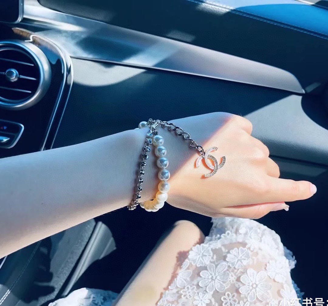 Chanel Pearls Chain 18K Gold Bracelet