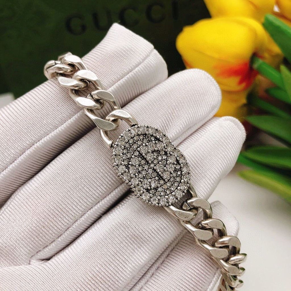 Gucci Double Script Diamonds 18K Gold Necklace