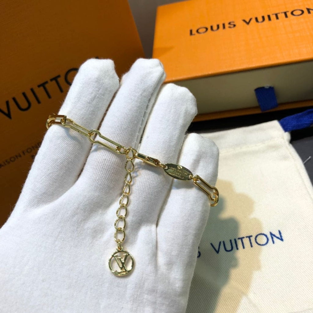 Louis Vuitton Dinosaur Egg Vintage 18K Gold Bracelet
