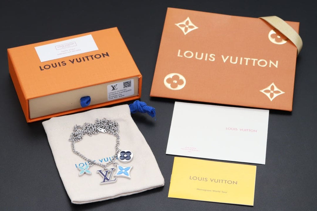 Louis Vuitton Instinct Enamelled 18K Gold Necklace