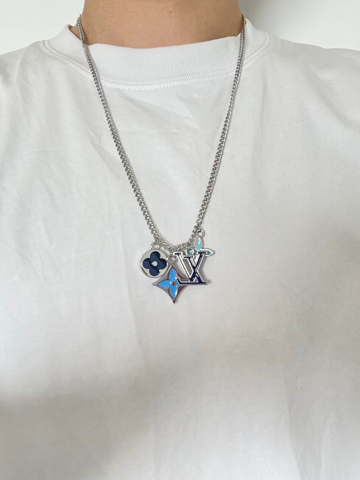 Louis Vuitton Instinct Enamelled 18K Gold Necklace
