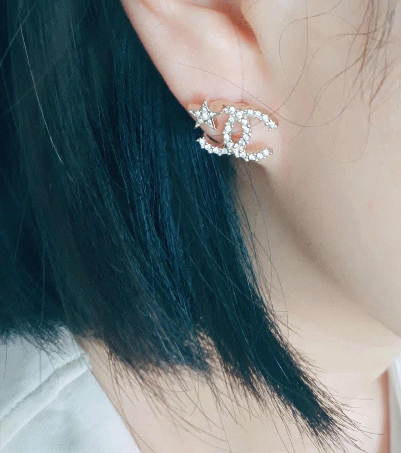 Chanel Star 18K Gold Earrings