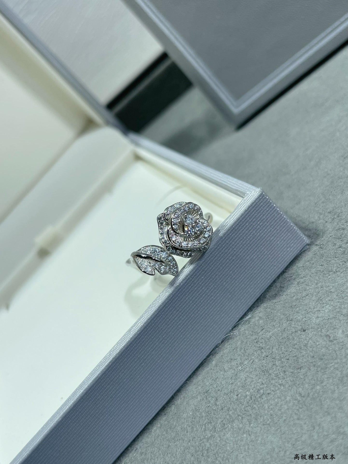 Dior Rose Bagatelle 18K Gold Ring