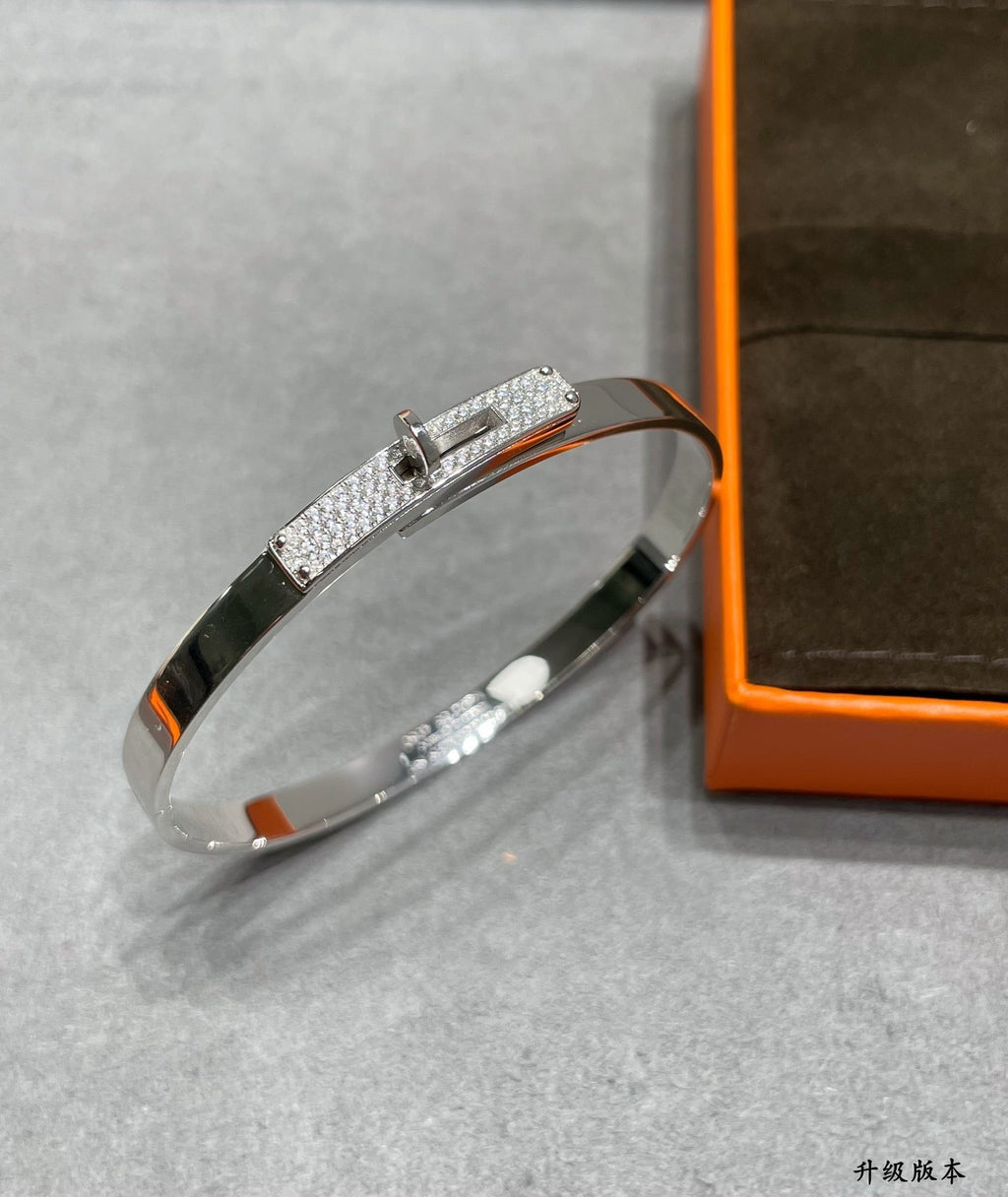 Hermes Kelly Small Model Diamond 18K Gold Bracelet