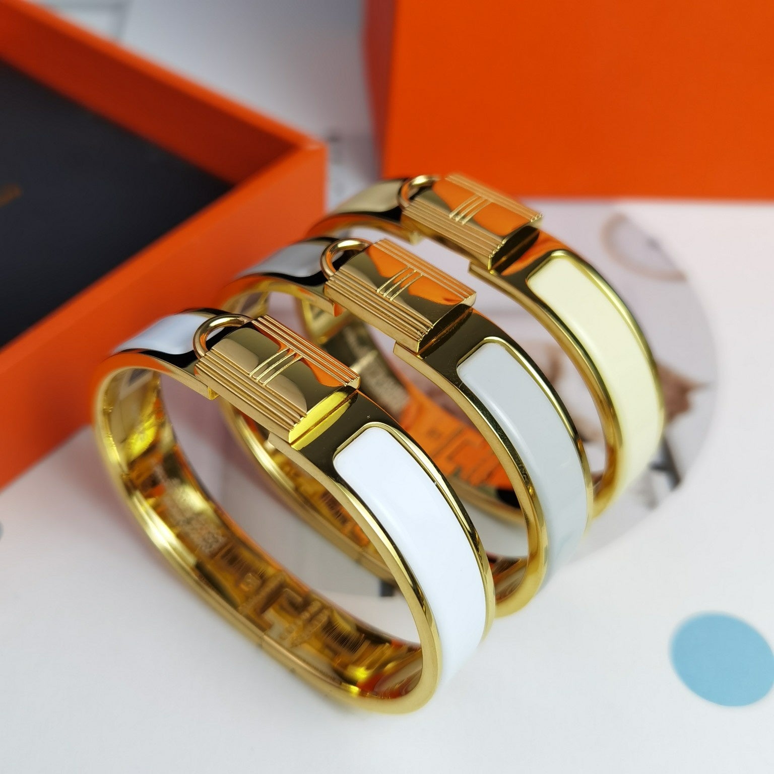 Hermes Clic Cadenas Light Brown 18K Gold Bracelet