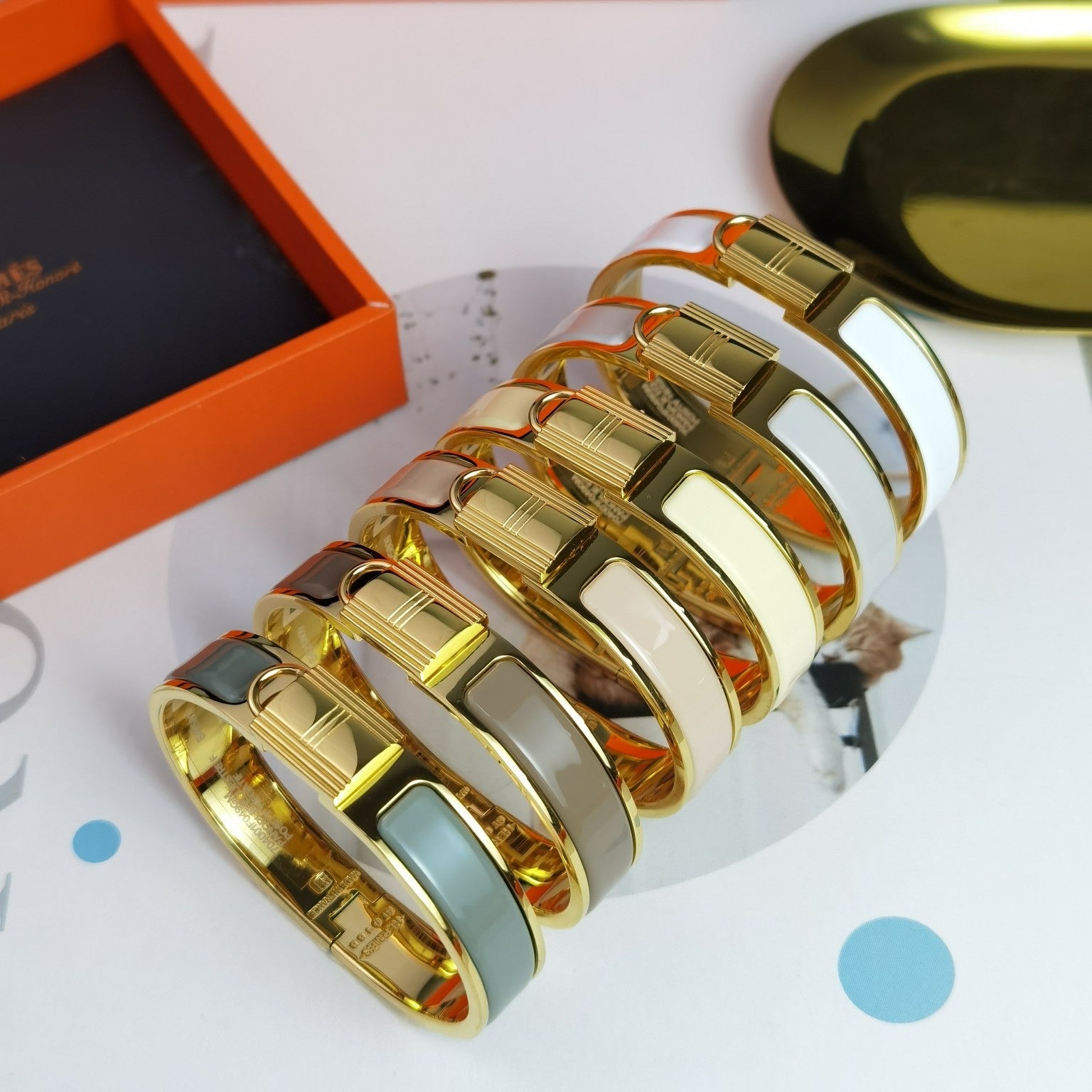 Hermes Clic Cadenas Light Brown 18K Gold Bracelet