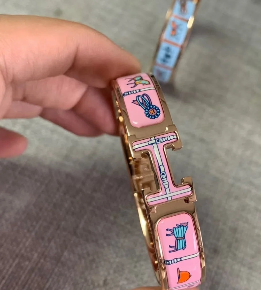 Hermes Clic Couvertures 18K Gold Bracelet