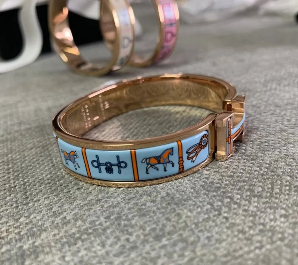 Hermes Clic Couvertures Blue 18K Gold Bracelet