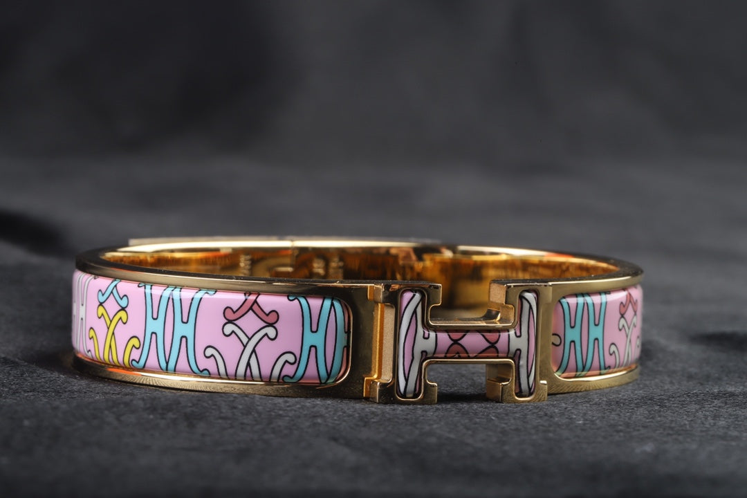 Hermes Clic H Lift Pink 18K Gold Bracelet