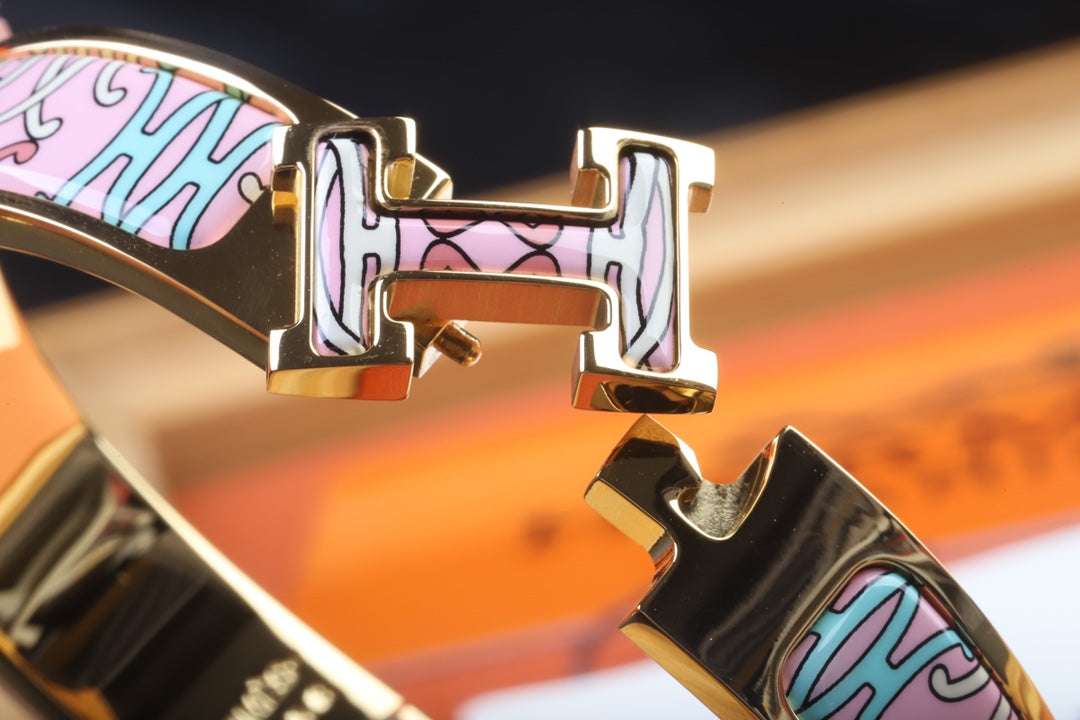 Hermes Clic H Lift Pink 18K Gold Bracelet