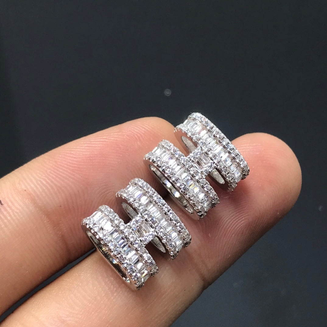 Hermes Pop Diamonds 18K Gold Earrings