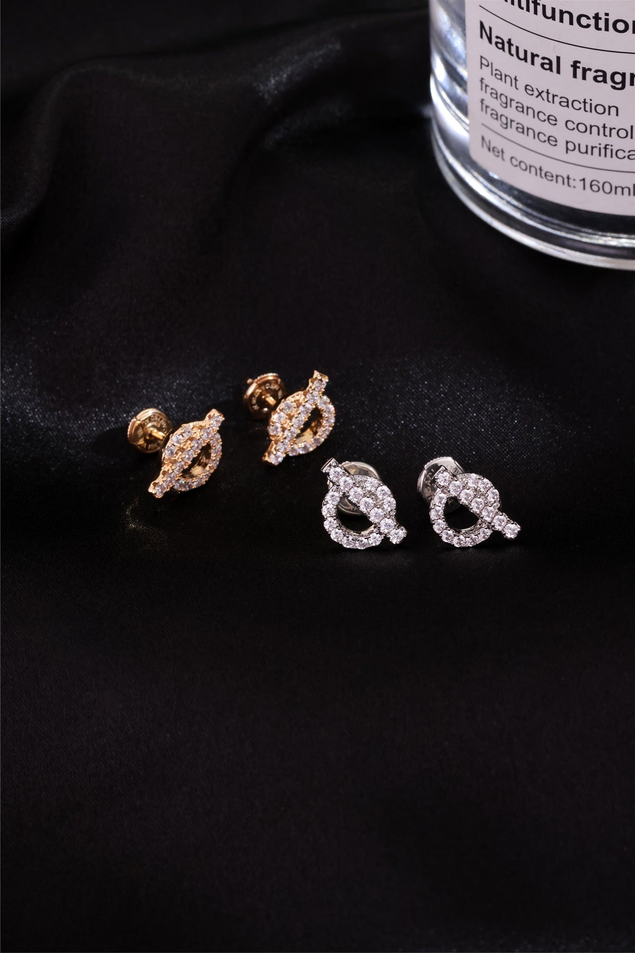 Hermes Finesse Diamond Stud 18K Gold Earrings