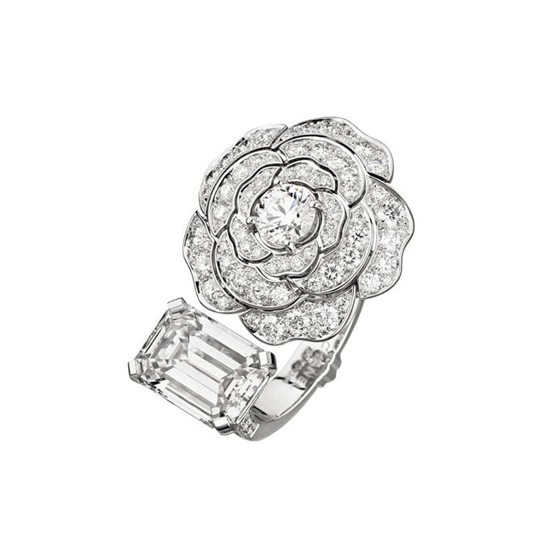 Chanel Diamond Camelia 18K Gold Ring