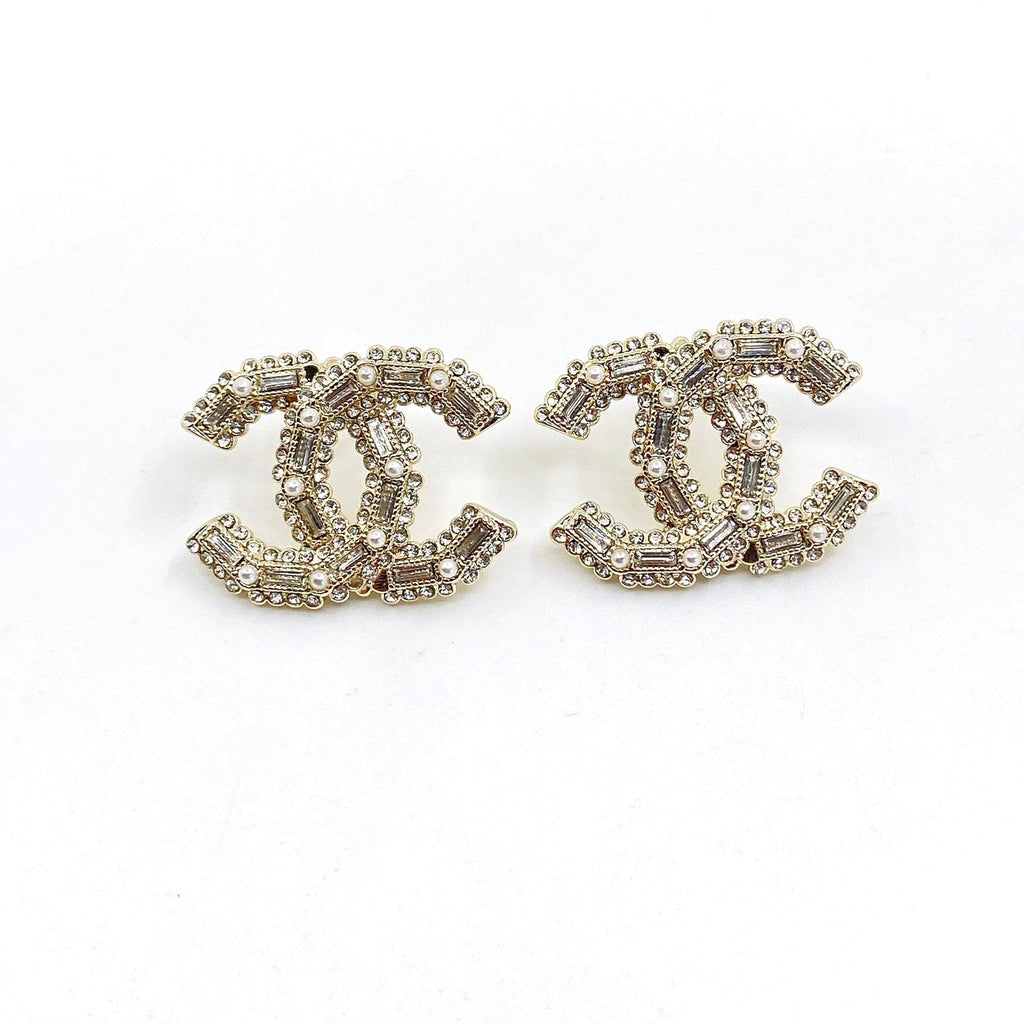 Chanel Push Back 18K Gold Earrings