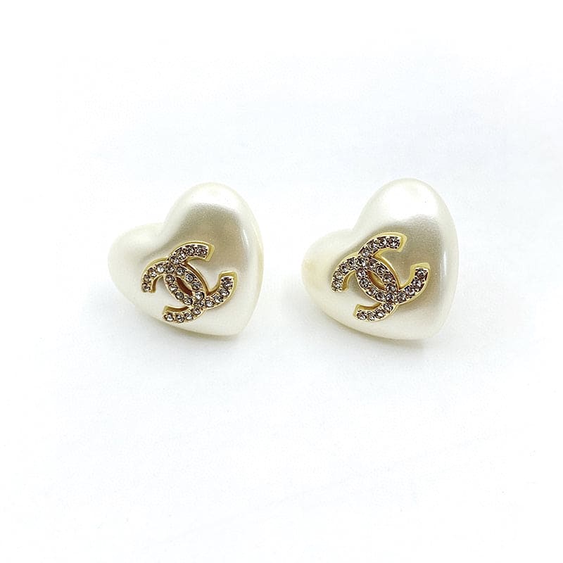 Chanel Pearl Heart 18K Gold Earrings