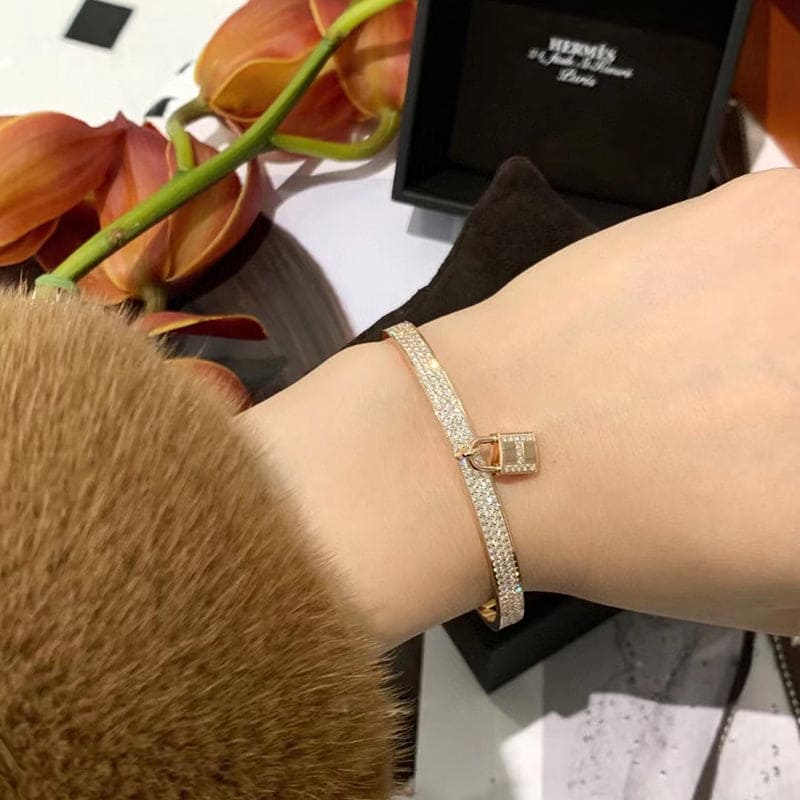 Hermes Kelly Clochette Diamond 18K Gold Bracelet