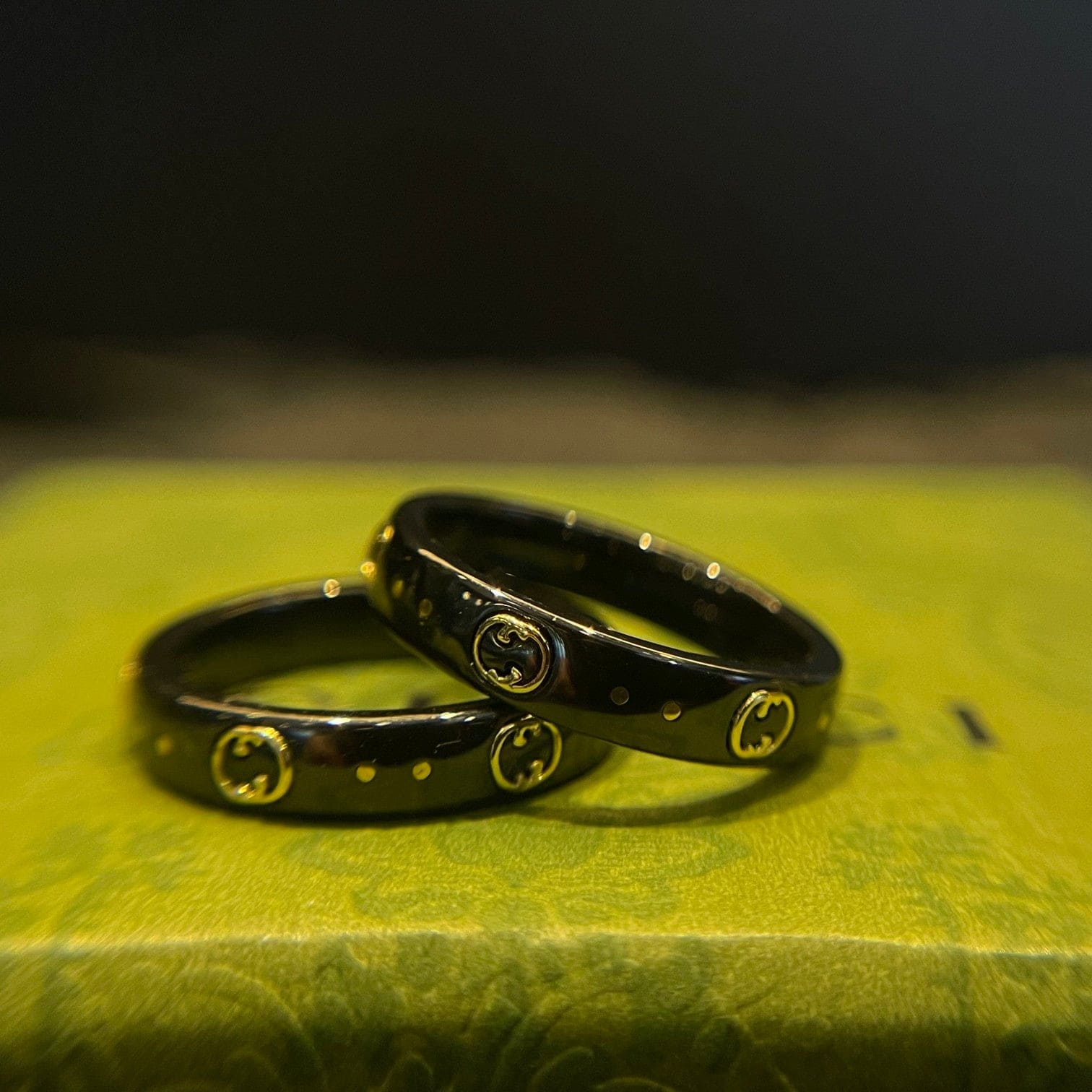 Gucci Double Icon Black Corundum 18K Gold Ring