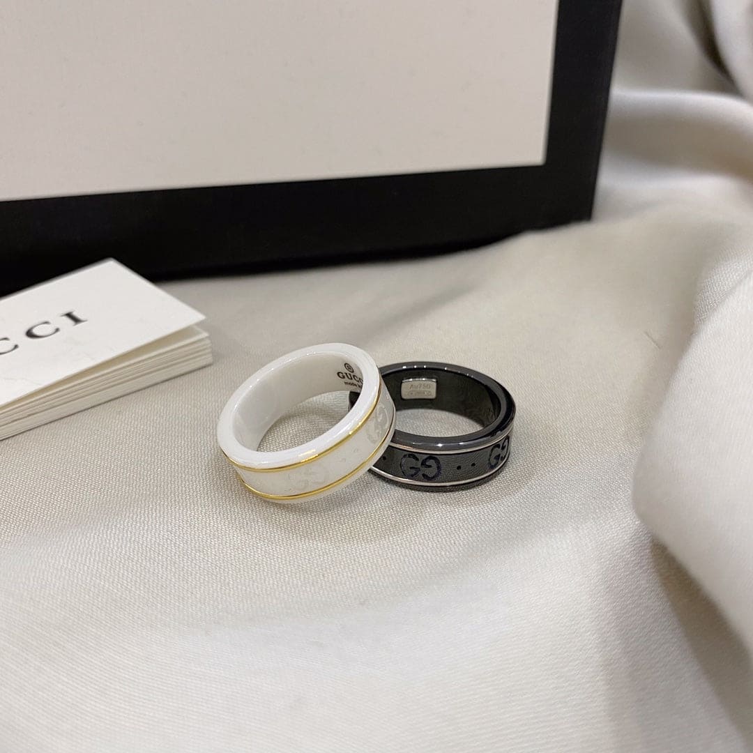 Gucci Double Icon Black Corundum 18K Gold Ring