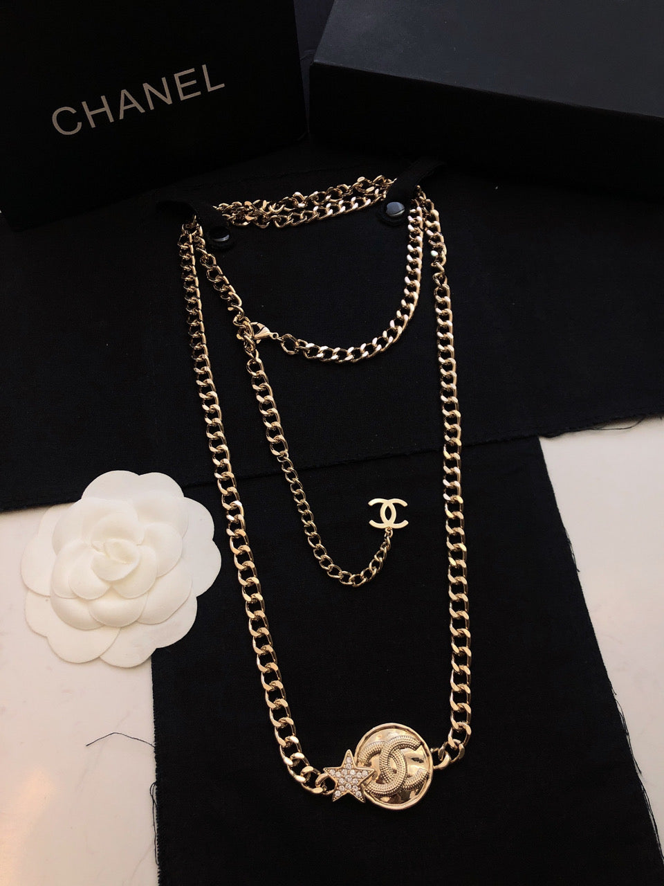 Chanel Rhinestone Star Chain 18K Gold Necklace