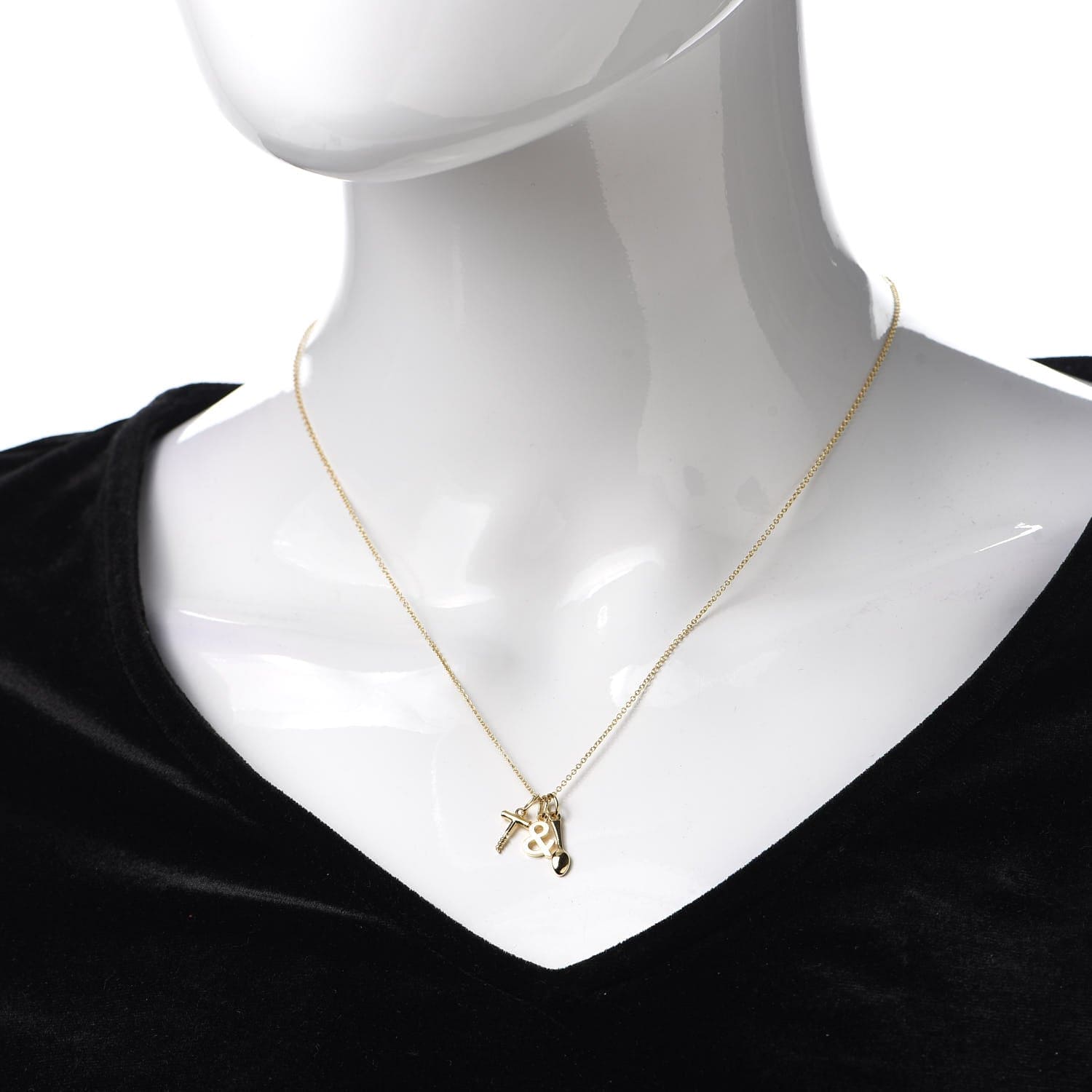 Tiffany Wine and Dine Pendant 18K Gold Necklace