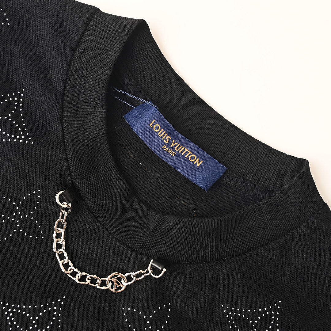 Louis Vuitton All-Over Chain Print Short-Sleeve T-Shirt - product image 3