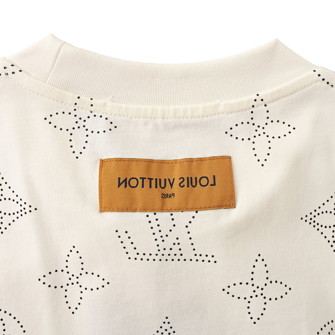Louis Vuitton All-Over Chain Print Short-Sleeve T-Shirt - product image 4