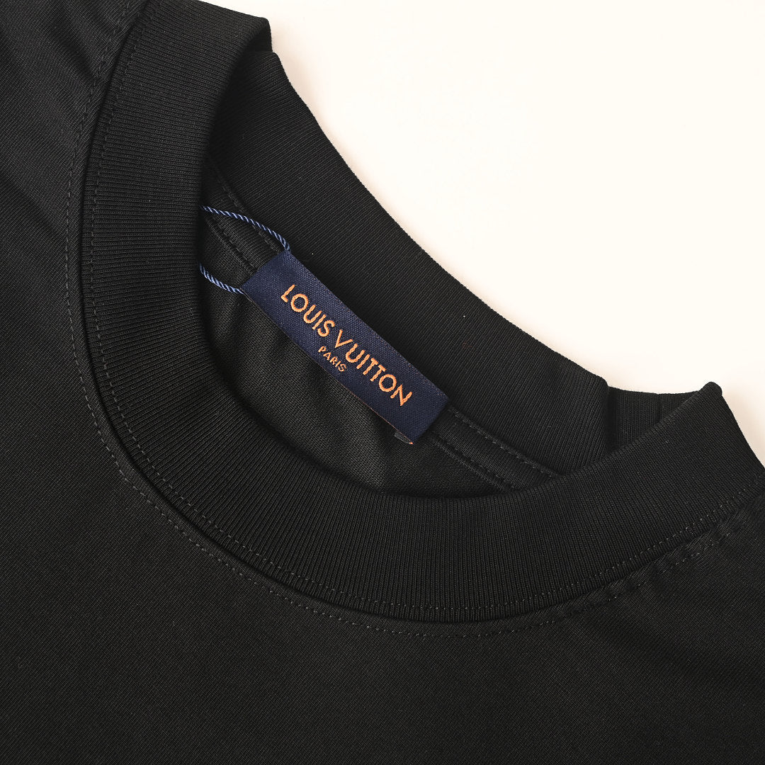 Louis Vuitton "Afterimage" Clover Embroidery Crewneck T-Shirt - product image 3