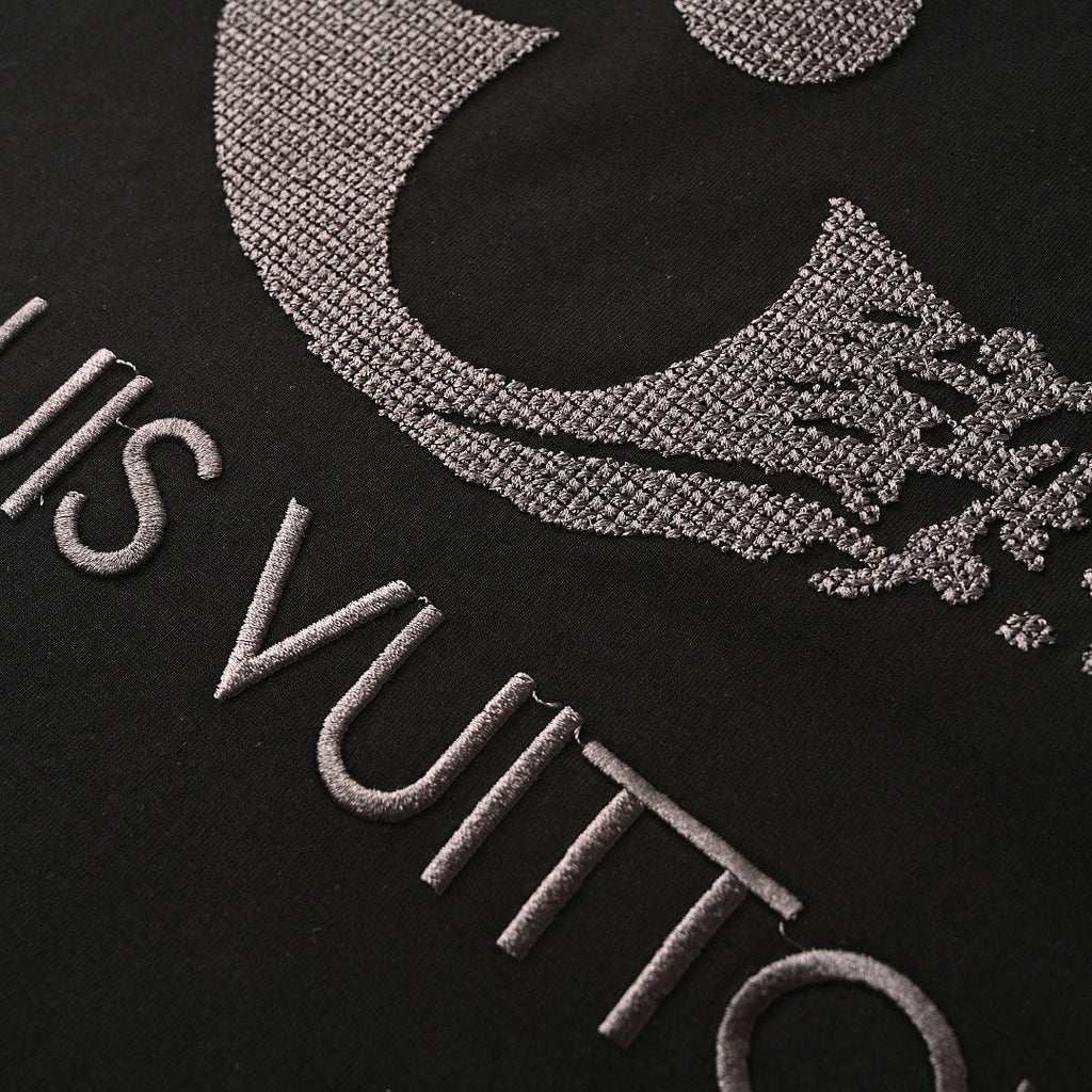 Louis Vuitton "Afterimage" Clover Embroidery Crewneck T-Shirt - product image 6