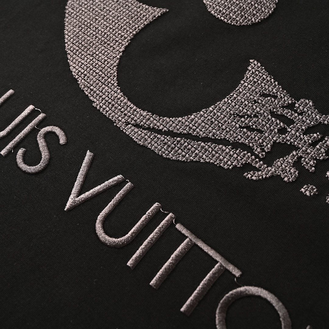 Louis Vuitton "Afterimage" Clover Embroidery Crewneck T-Shirt - product image 6