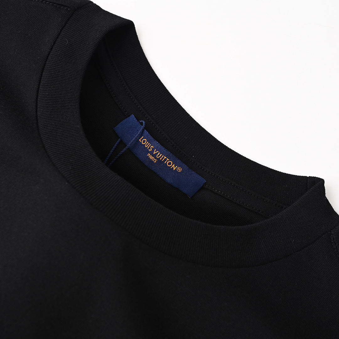 Louis Vuitton LV Mountain Velvet Jacquard T-Shirt - product image 4