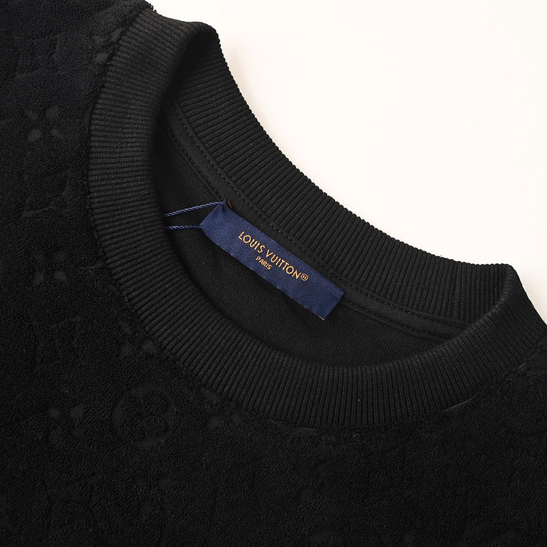 Louis Vuitton LV Mountain Velvet Jacquard T-Shirt - product image 4