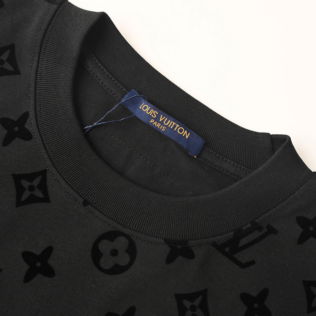 Louis Vuitton LV Mountain Velvet Jacquard T-Shirt - product image 4