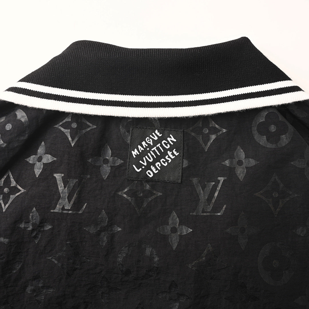 Louis Vuitton LV Mountain Velvet Jacquard T-Shirt - product image 5
