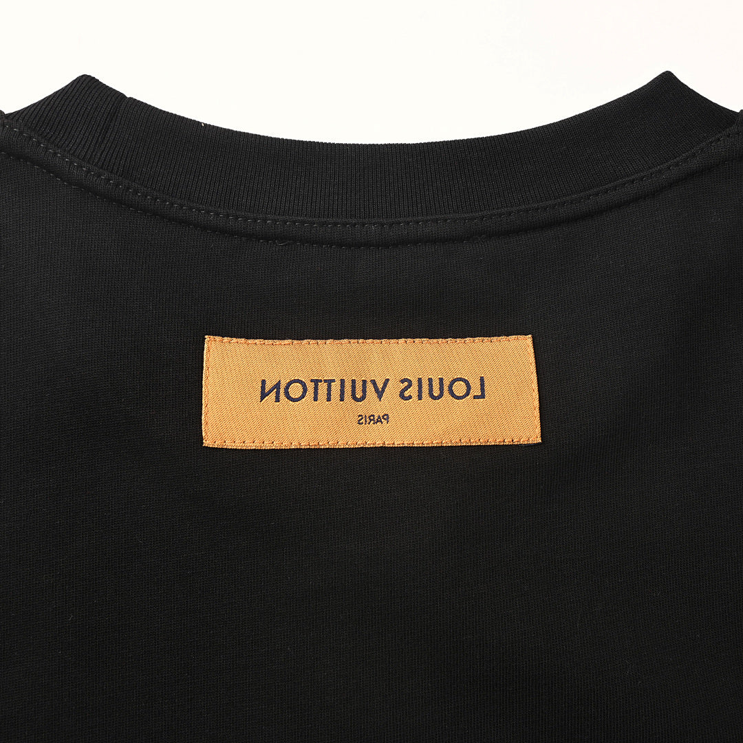 Louis Vuitton LV Mountain Velvet Jacquard T-Shirt - product image 5