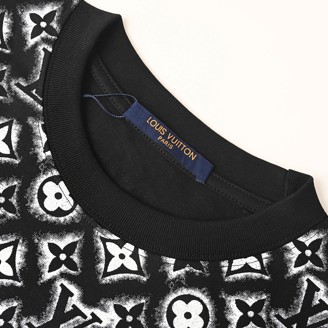 Louis Vuitton All-Over Logo Short-Sleeve T-Shirt - product image 5
