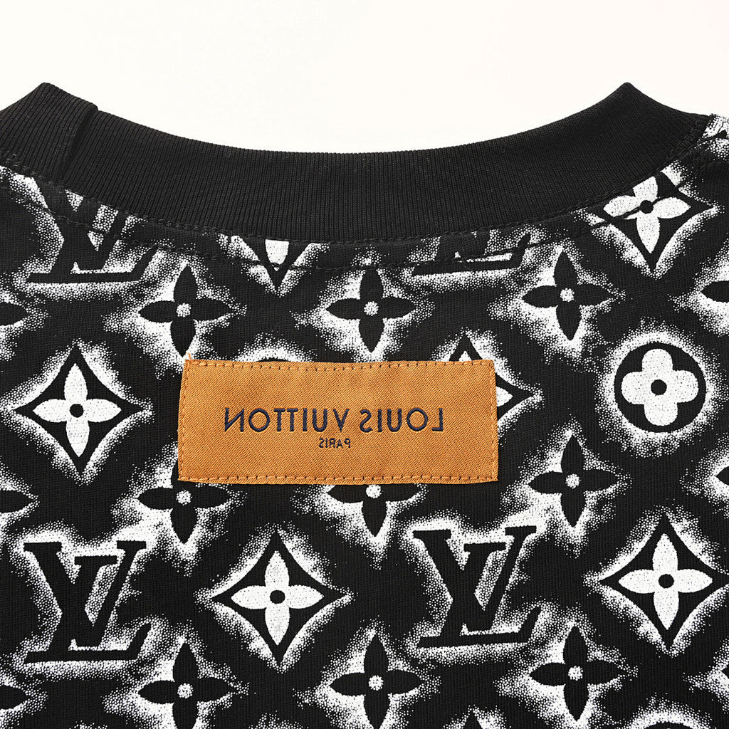 Louis Vuitton All-Over Logo Short-Sleeve T-Shirt - product image 6