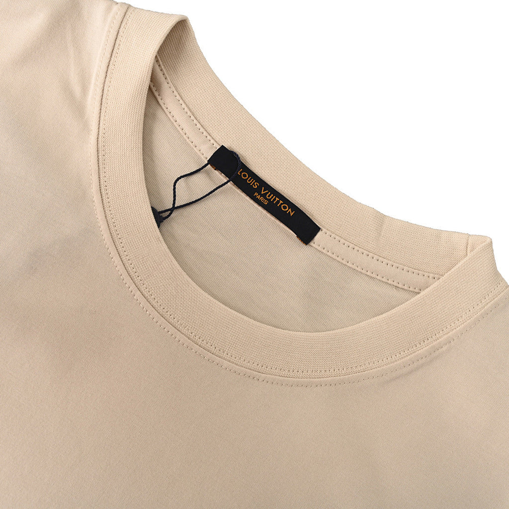 Louis Vuitton Monogram Short-Sleeve T-Shirt with Leather Pocket Patch (Couples' - product image 4