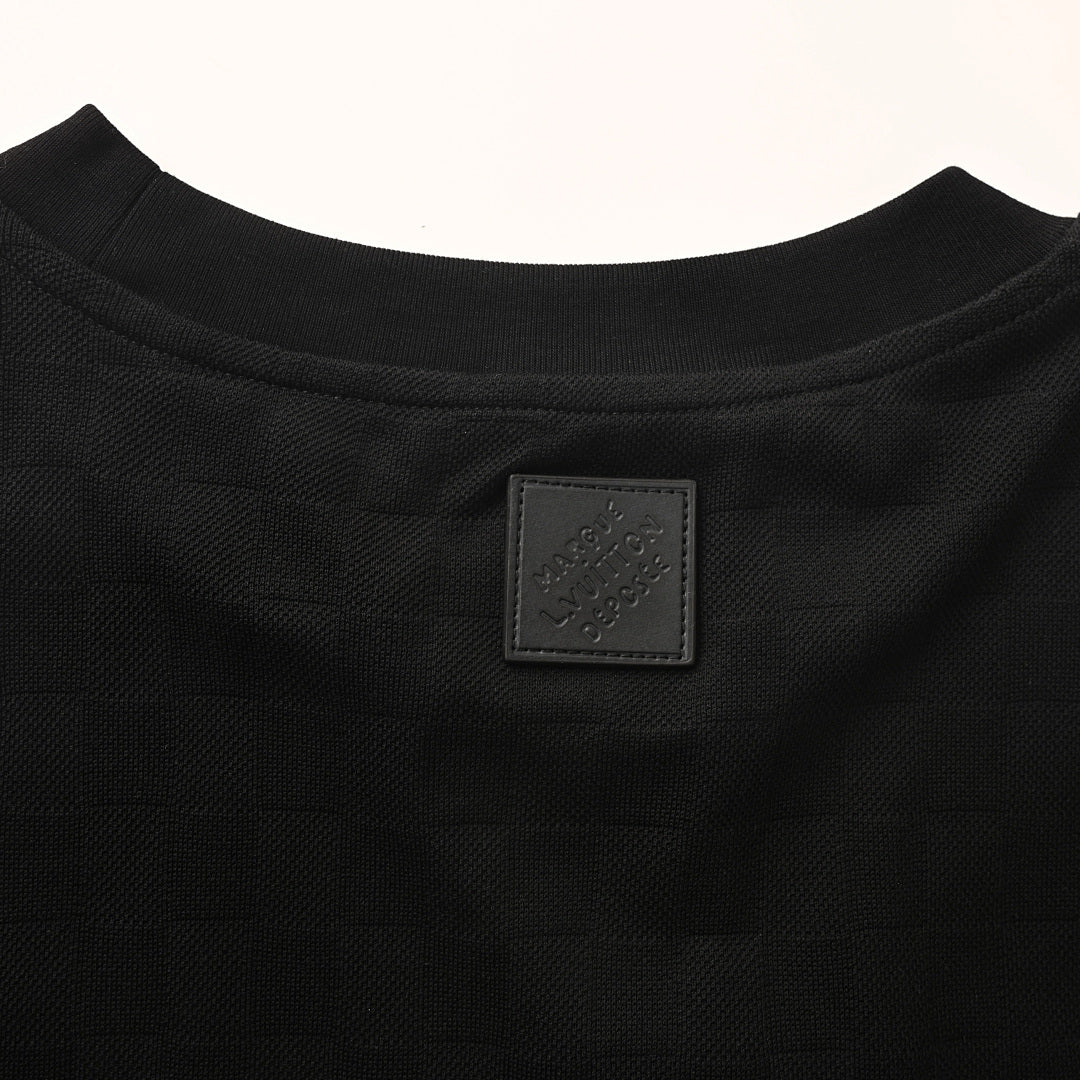 Louis Vuitton LV Mountain Velvet Jacquard T-Shirt - product image 5