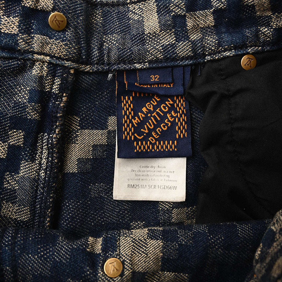 Louis Vuitton New Denim Shorts - product image 5