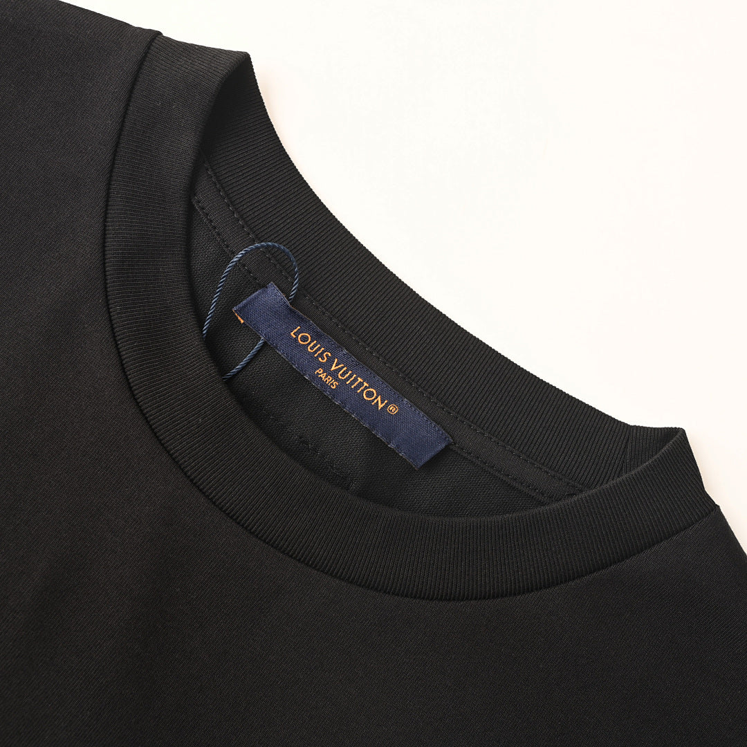 Louis Vuitton LV Mountain Velvet Jacquard T-Shirt - product image 4