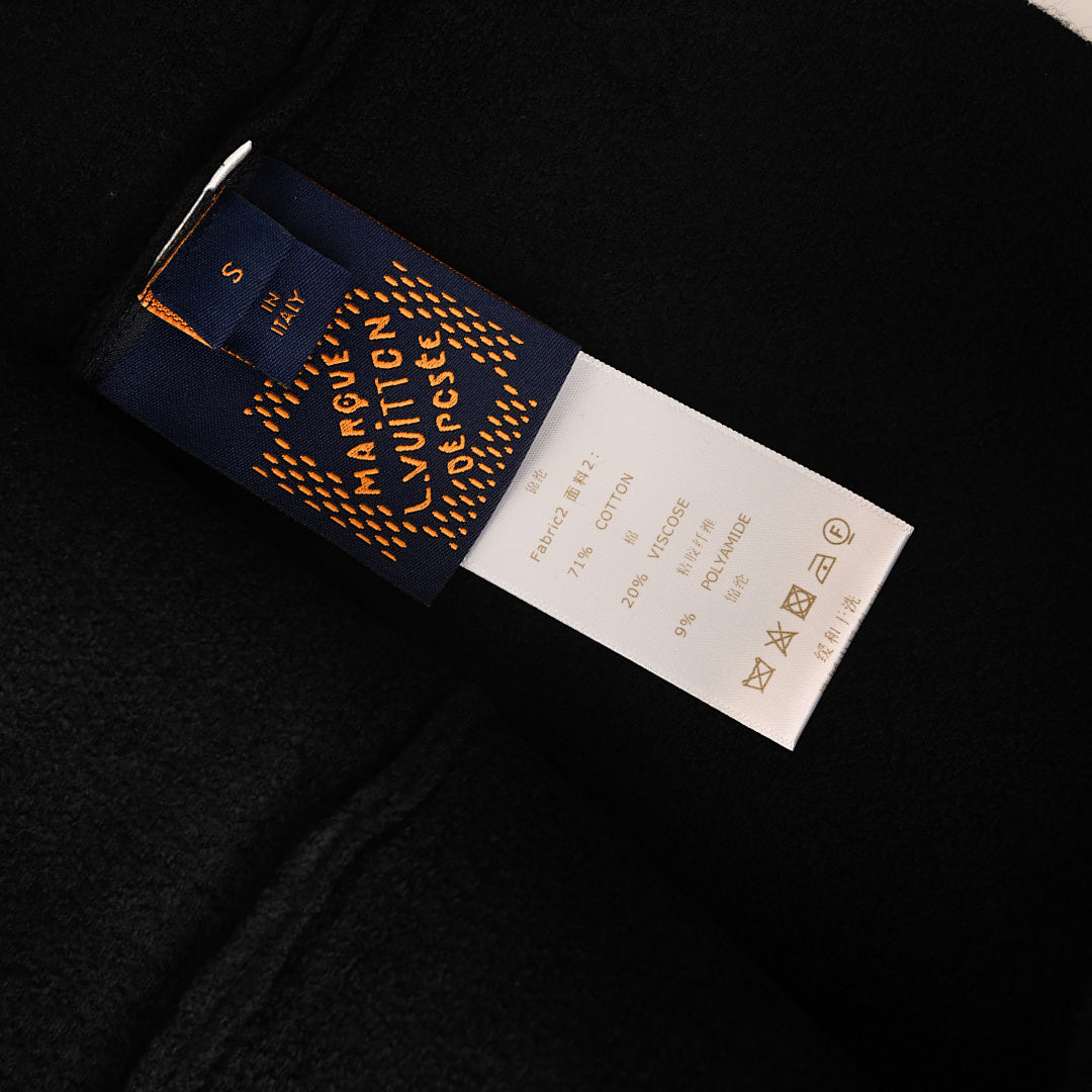 Louis Vuitton LV Mountain Velvet Jacquard T-Shirt - product image 5