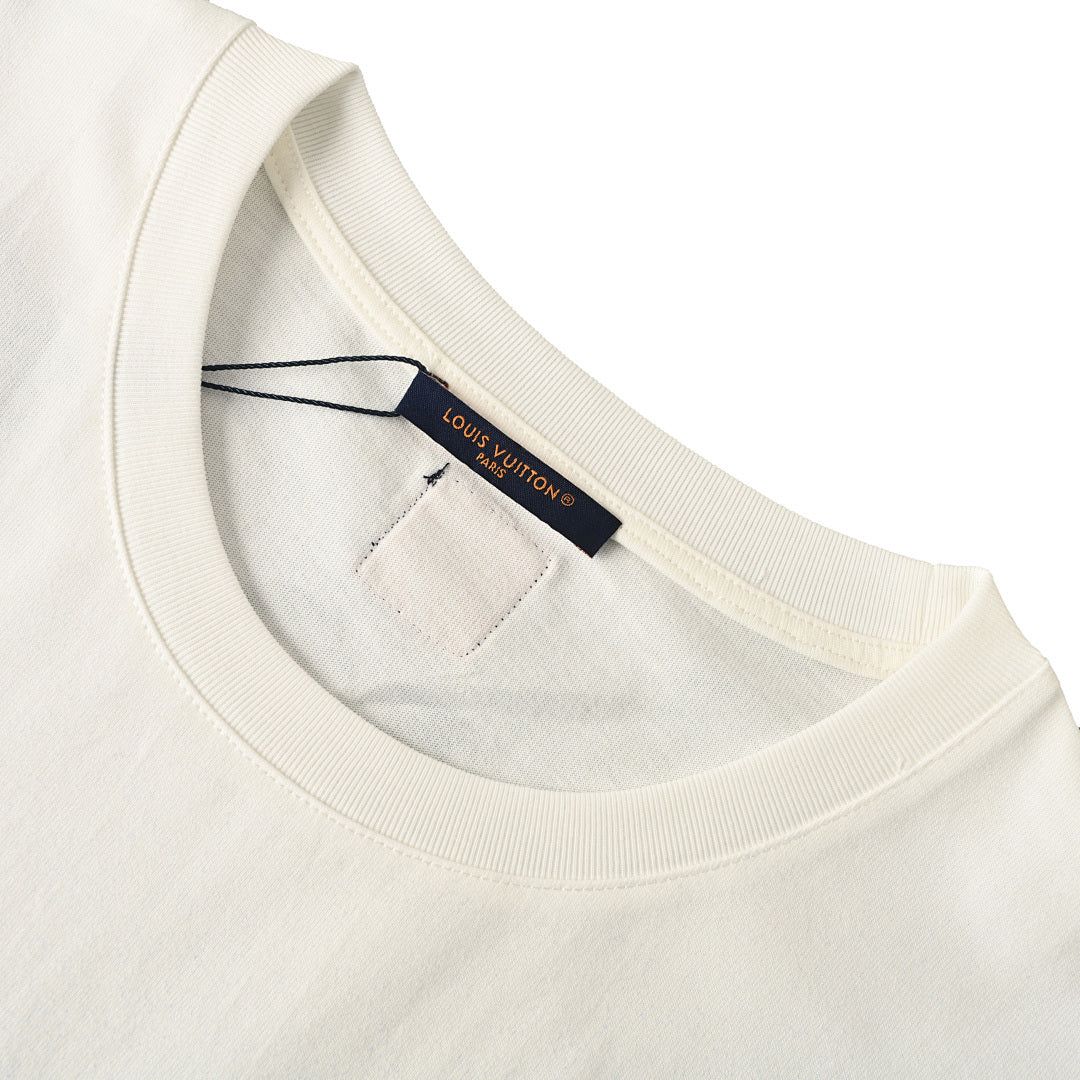 Louis Vuitton Heart-Flocked Print Short-Sleeve T-Shirt - product image 3