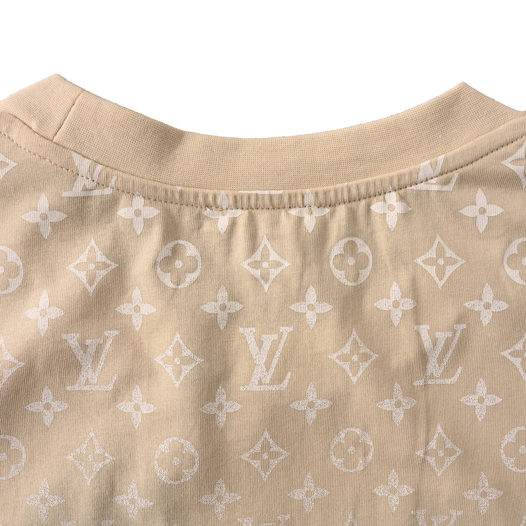 Louis Vuitton Gradient Shoulder-Letter Short-Sleeve T-Shirt - product image 4