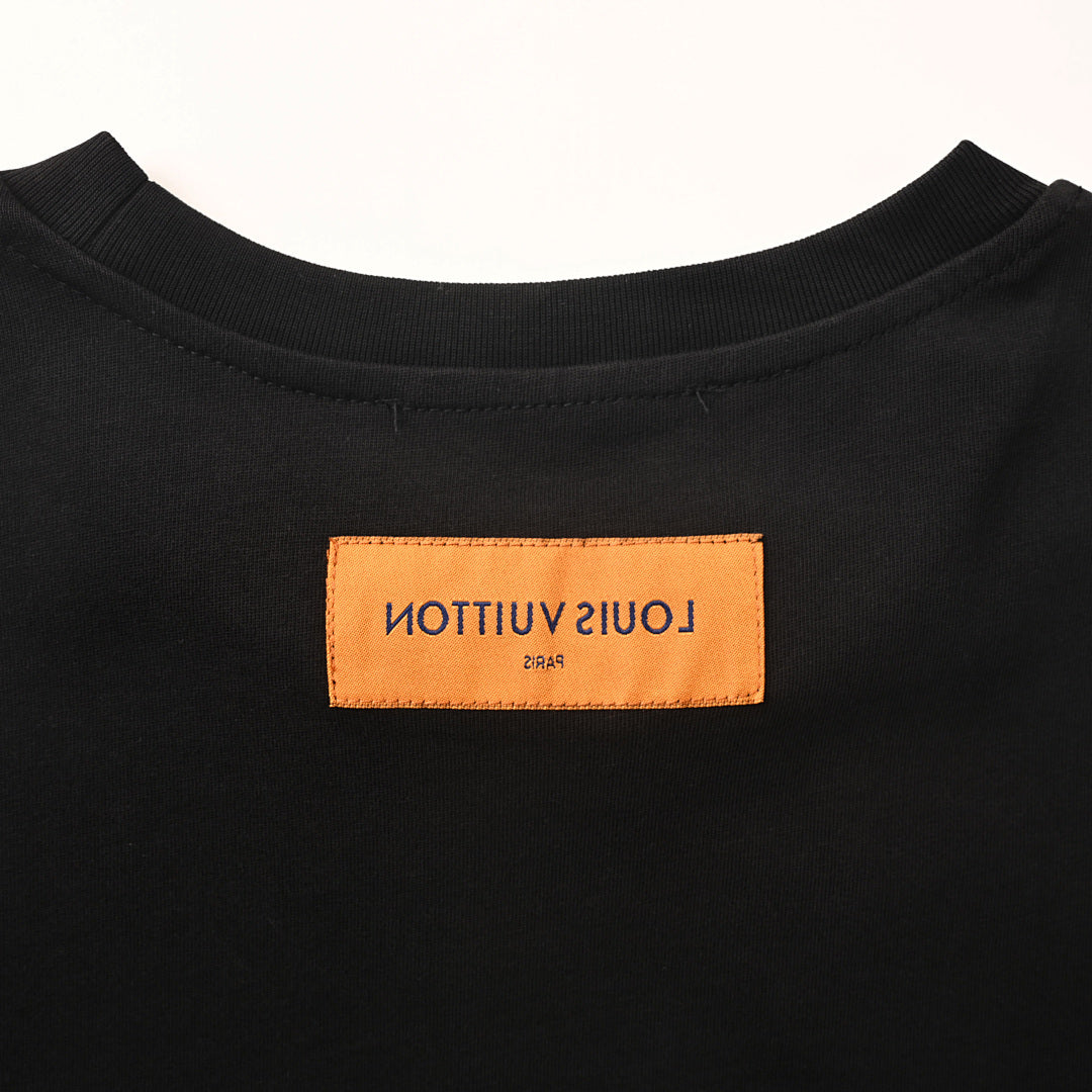 Louis Vuitton Chain-Detail Denim Pocket Short-Sleeve T-Shirt - product image 6