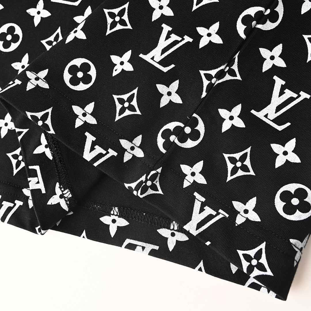 Louis Vuitton LV Mountain Velvet Jacquard T-Shirt - product image 5