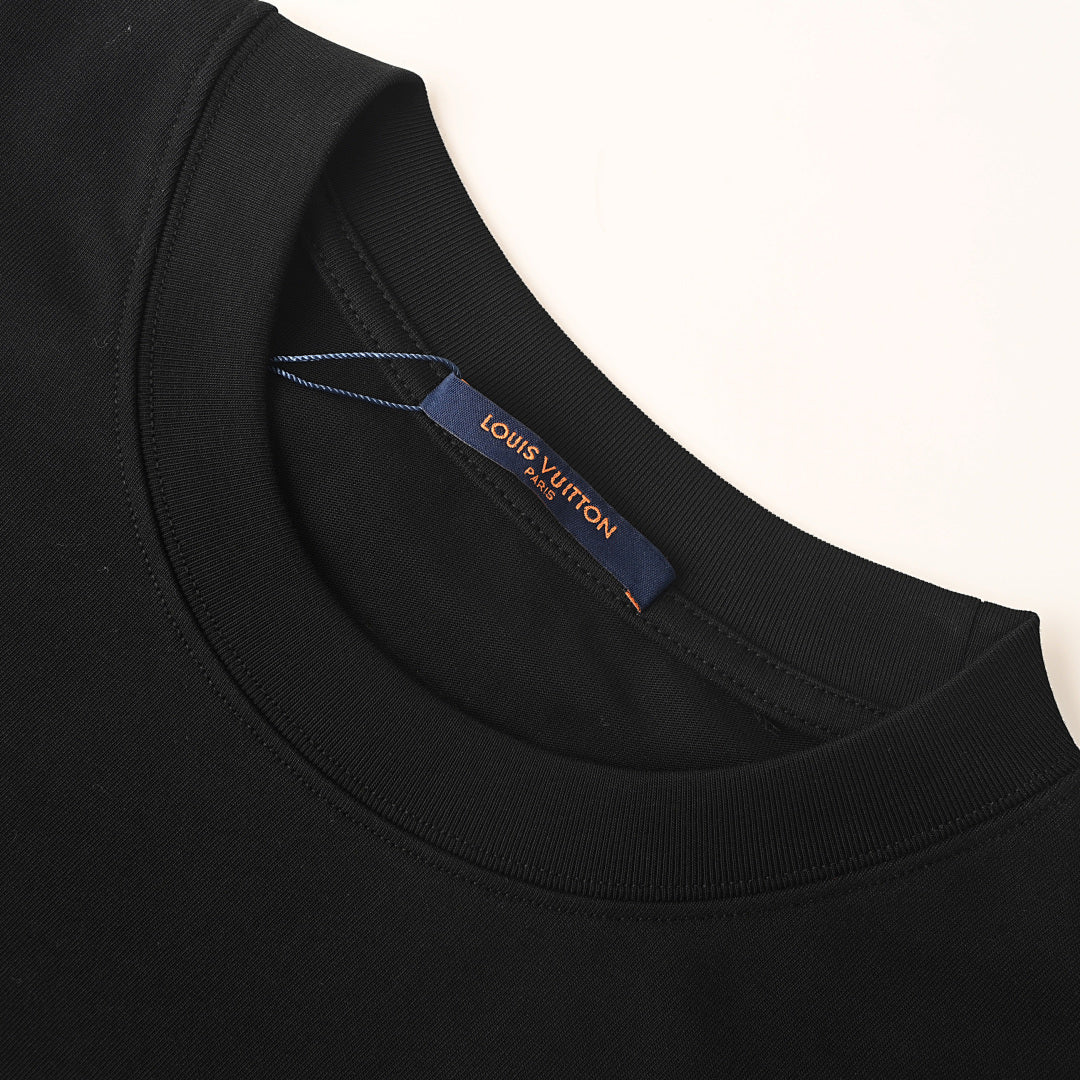 Louis Vuitton LV Mountain Velvet Jacquard T-Shirt - product image 4