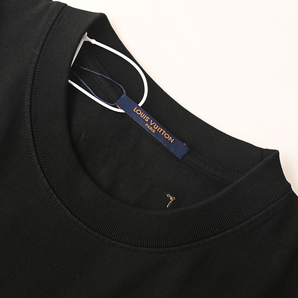 Louis Vuitton LV Mountain Velvet Jacquard T-Shirt - product image 4