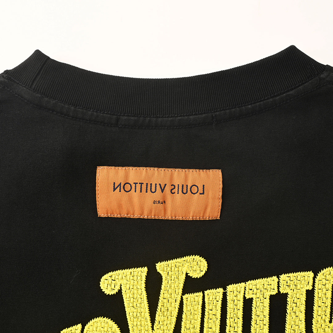 Louis Vuitton LV Mountain Velvet Jacquard T-Shirt - product image 6